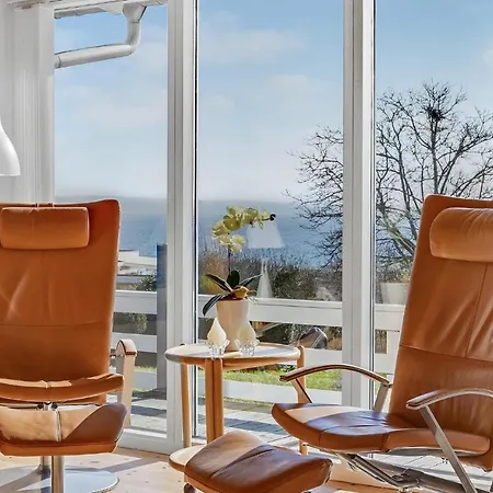 Σπίτι διακοπών In With House Sea View Rønde
